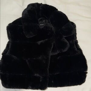 NASTY GAL - Black Faux Fur Vest